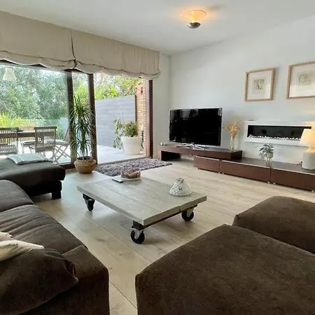 Townhouse Taylor * Lloret de Mar